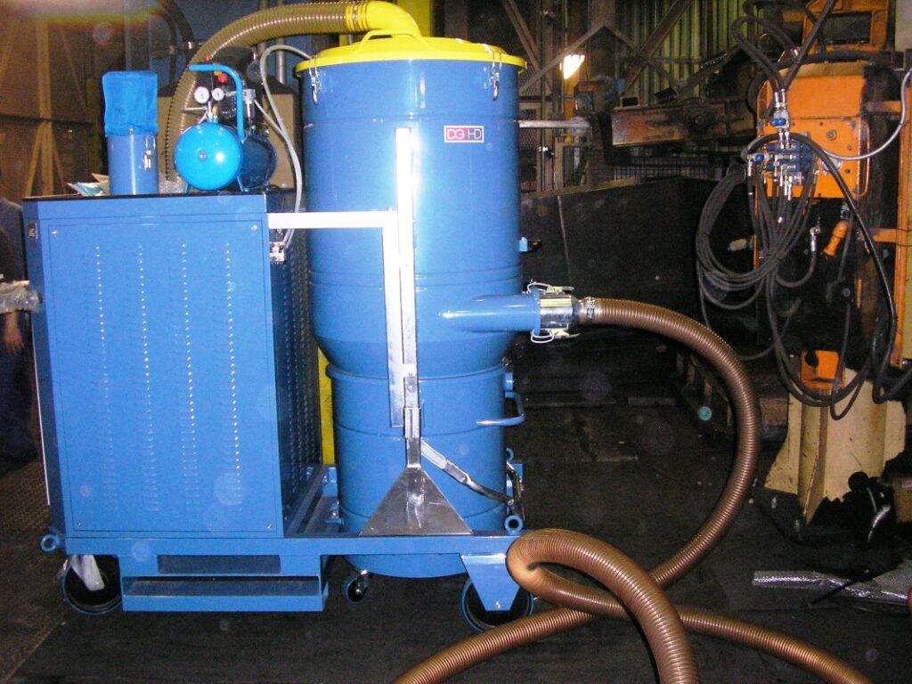 Mobile Industriesauger 200 und 300 für effiziente Entstaubung zum Einsatz in Gießereien